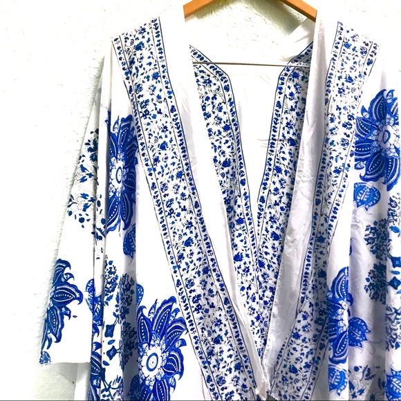 NWT Flowy Kimono Bohemian Blue & White One Size - Picture 3 of 8